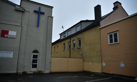 Pinsemenigheten leide ut dobbeltdrapsåsted: - Tragisk og vondt